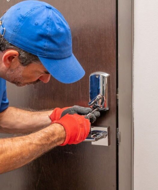 complete locksmith costs hiring