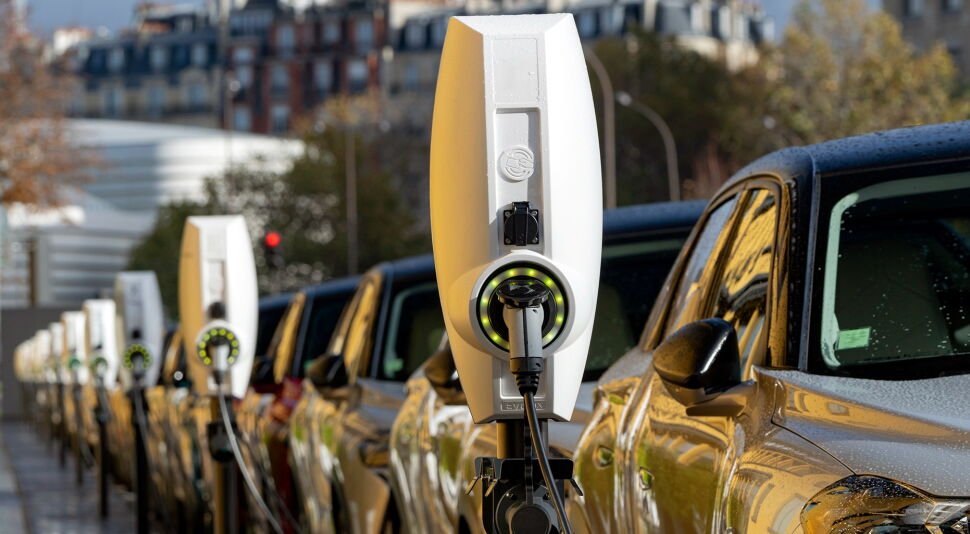 fast tracks sustainability intersection evs charging tech